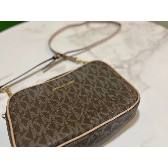 Michael Kors Jet Set bag - Picture 2 of 6